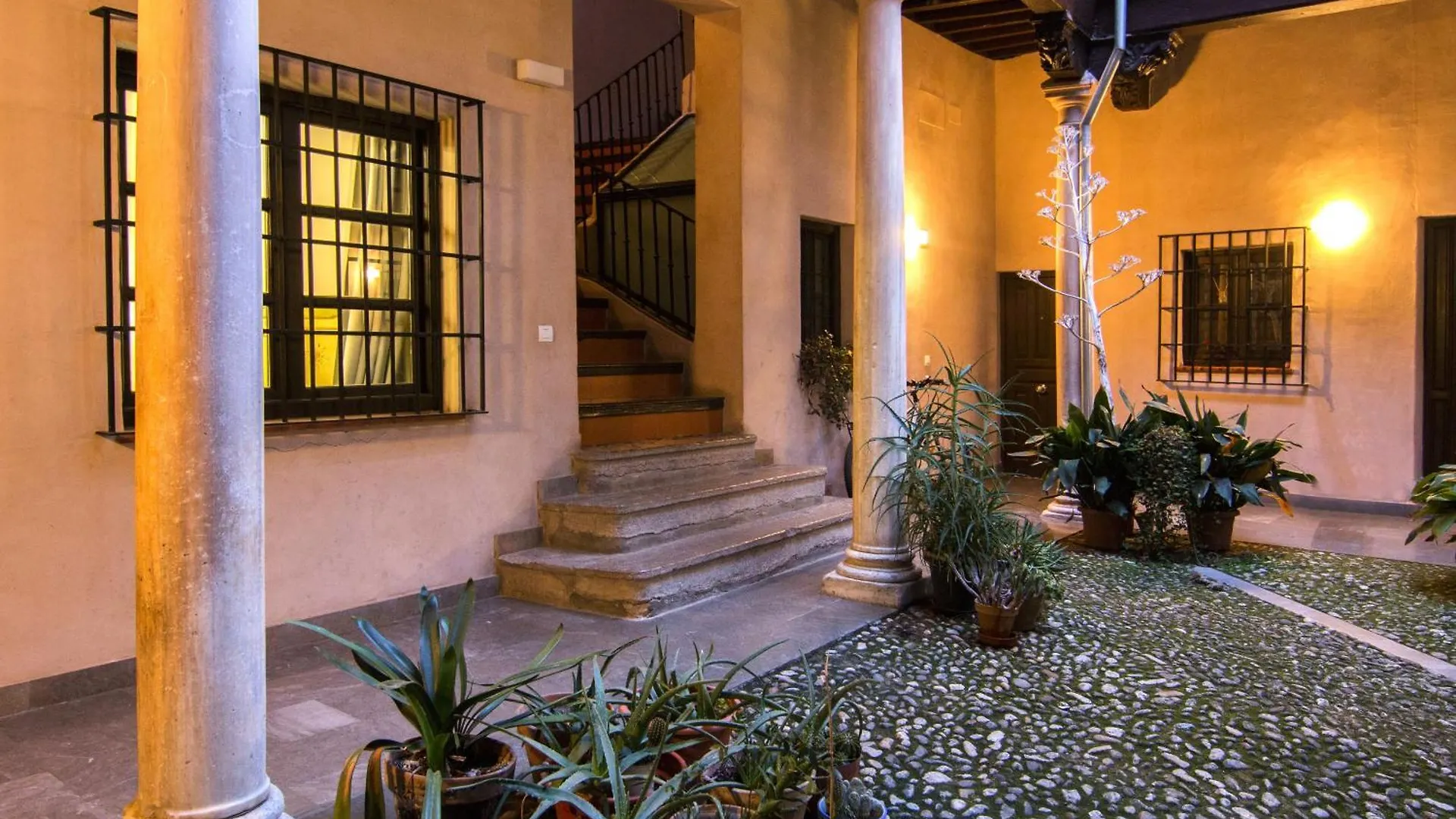 Magic Alhambra Retreat Apartment Granada